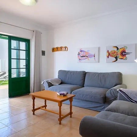 Villa Casas Nohara, Playa Blanca *