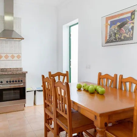 Villa Casas Nohara, Playa Blanca *