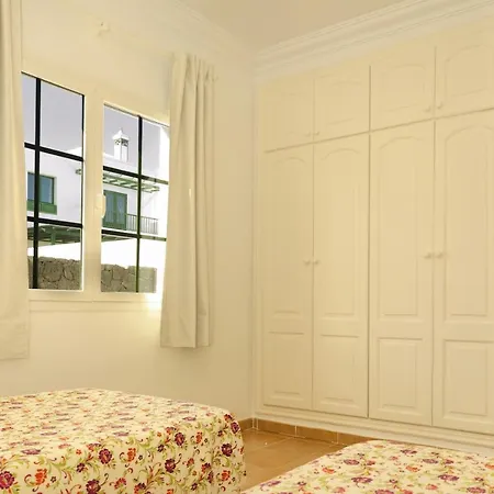 Casas Nohara, Playa Blanca