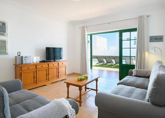 Villa Casas Nohara, Playa Blanca