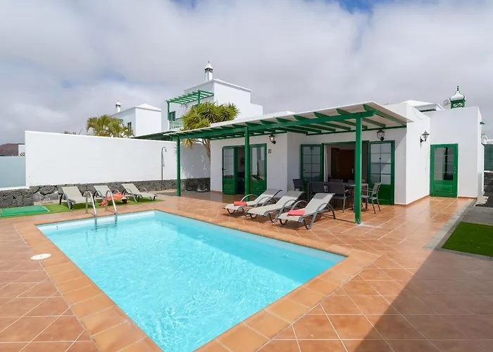 Villa Casas Nohara, Playa Blanca *