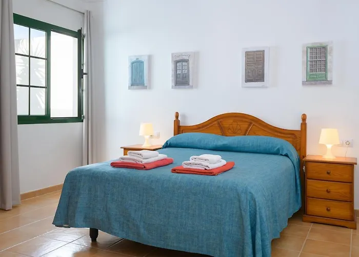 Casas Nohara, Playa Blanca Villa *