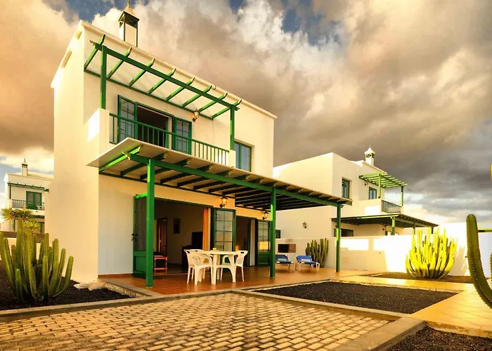 Casas Nohara, Playa Blanca