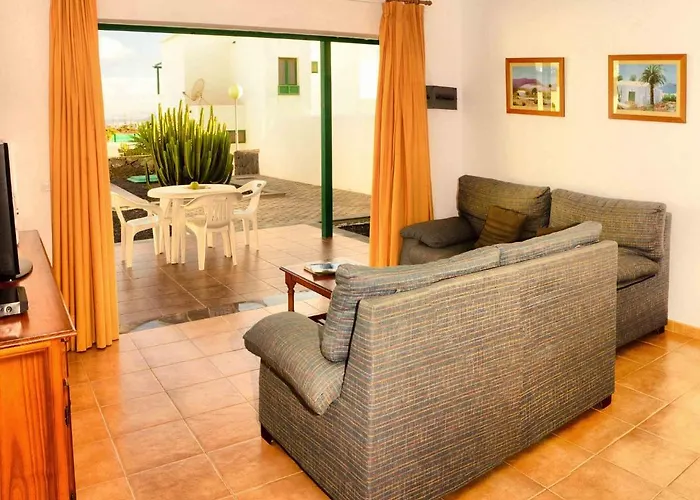 Villa Casas Nohara, Playa Blanca *