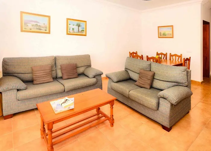 Casas Nohara, Playa Blanca Villa