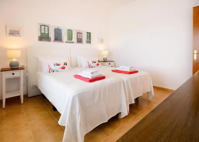 Casas Nohara, Playa Blanca Villa *