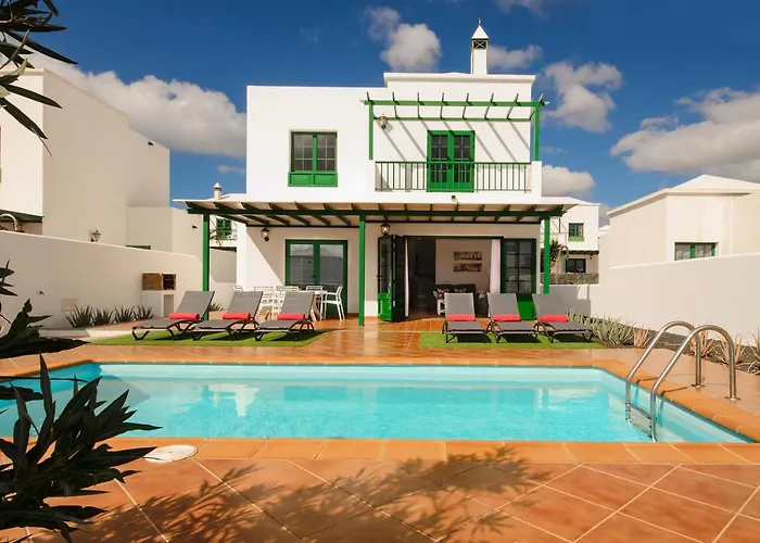 Villa Casas Nohara, Playa Blanca *