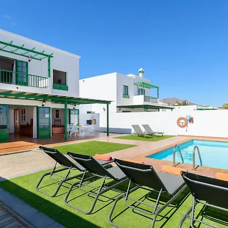Villa Casas Nohara, Playa Blanca *